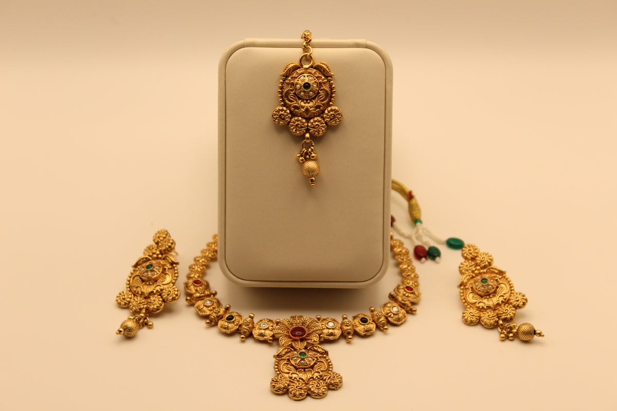Antique Gold Necklace Set with Red and Green Crystals