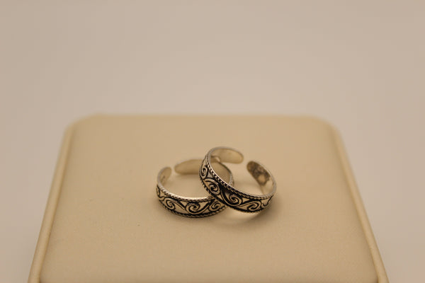 Silver Toe Rings with Swirl Filigree (Pair)